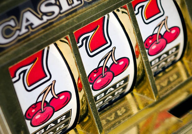 satuslots roulette betting board showing all bet types and payout multipliers